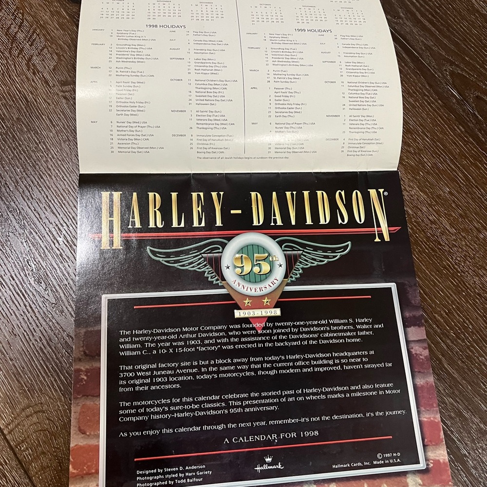 4 total Harley Davidson collection plush / tin can / calendar - Picture 9 of 12